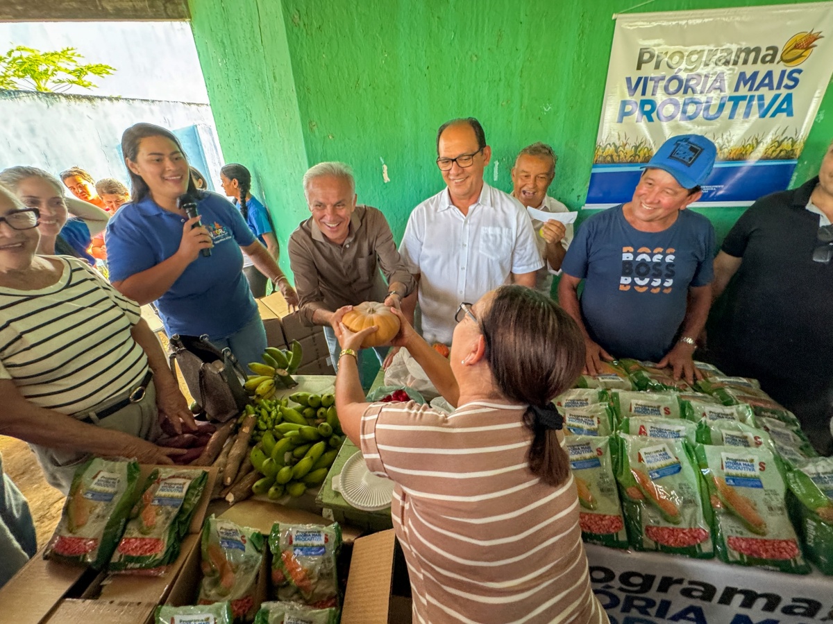 Programa Vitória Mais Produtiva iniciou entrega de três toneladas de sementes de milho