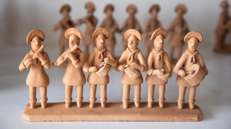 Artesanato de barro: tradição, renda e futuro para Tracunhaém e Alto do Moura
