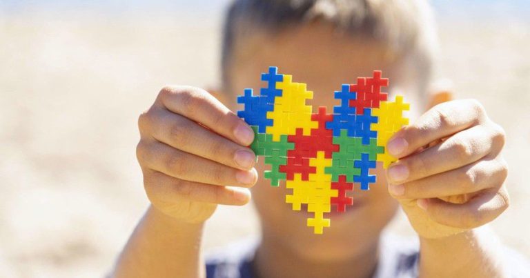 No Dia Mundial do Autismo, Pernambuco reforça inclusão às pessoas com TEA