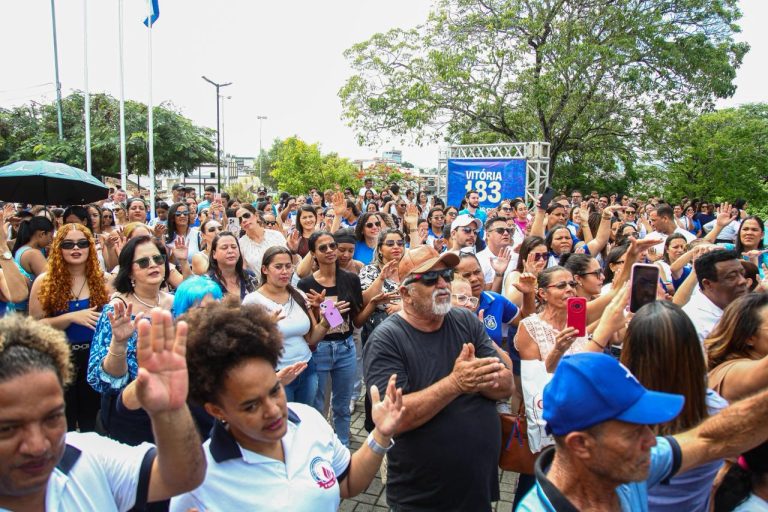 Ato cívico e inauguração de clínica infantojuvenil marcam os 183 anos de Elevação da Vitória de Santo Antão