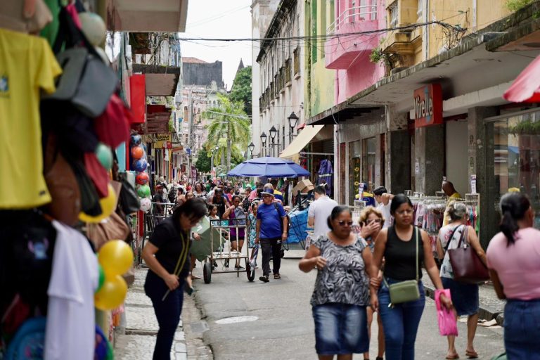 Pernambuco lidera crescimento do comércio no País no 1º semestre de 2026, aponta IBGE