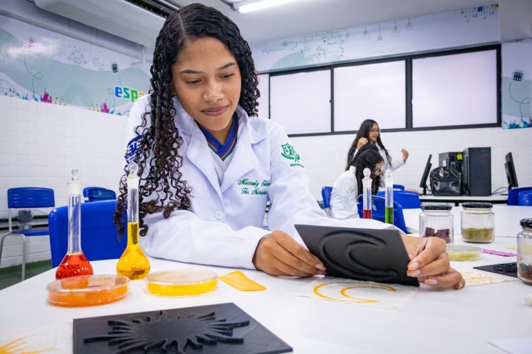 Senac-PE oferta cursos técnicos gratuitos para estudantes da rede estadual