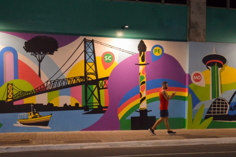 Pernambuco é ilustrado no mural que transforma esquina da Rua Augusta, em SP, em um retrato do Brasil