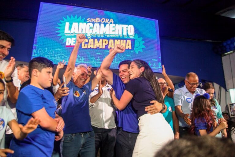 Irmãos Iza e Túlio Arruda lançam campanha em clima de mobilização em Vitória