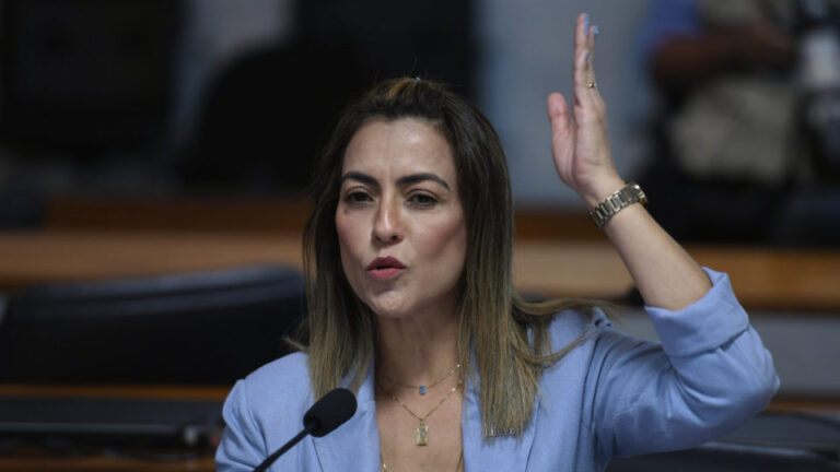 LGBTIcídio pode virar crime hediondo: projeto prevê até 40 anos de prisão
